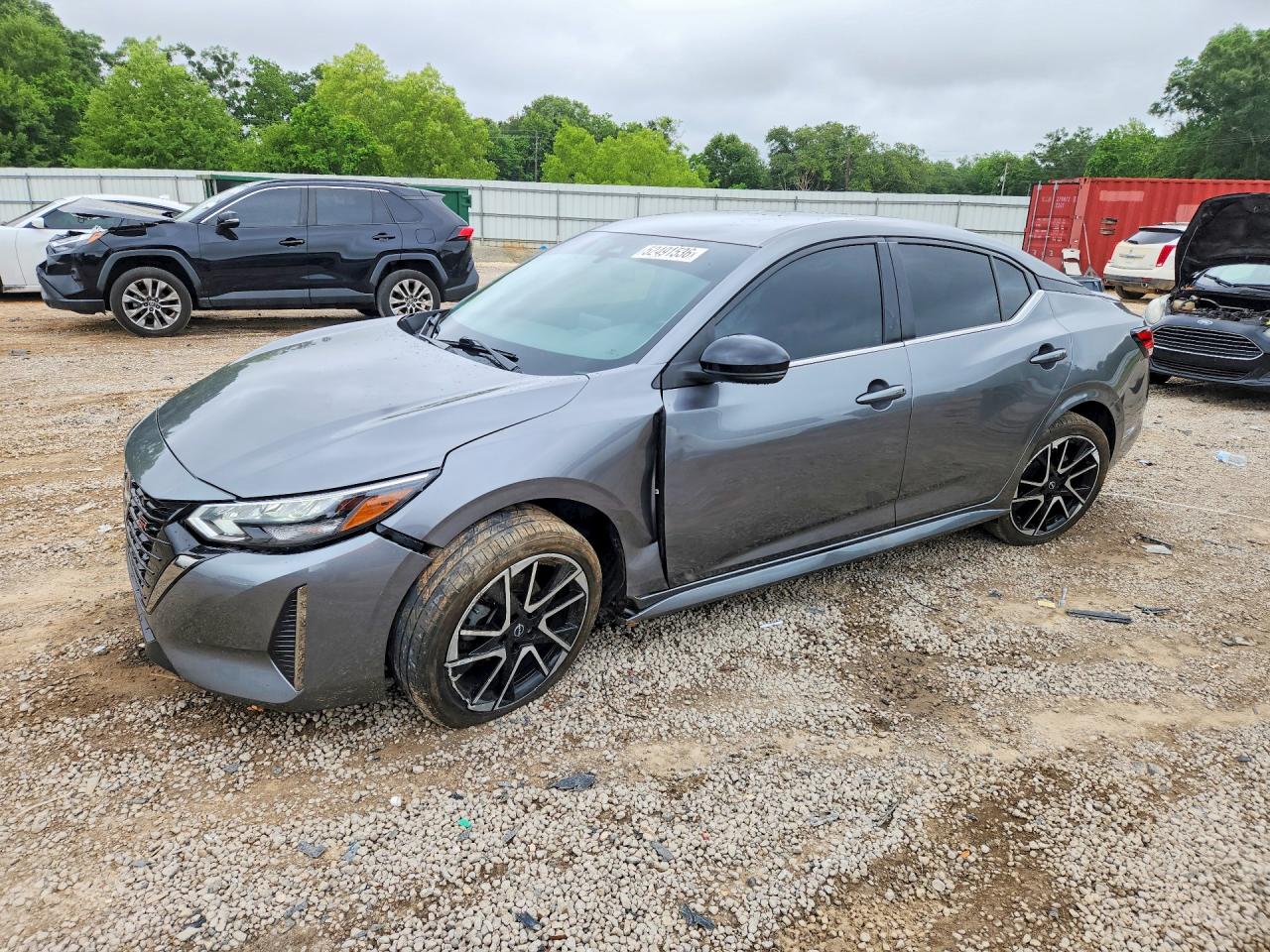 Salvage Nissan Sentra Image