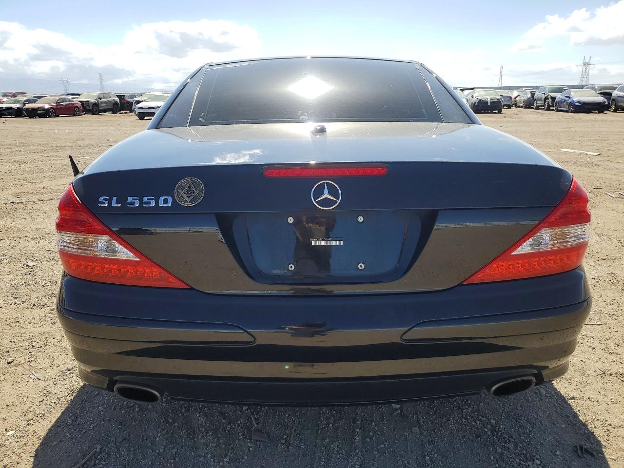 Mercedes-Benz S-Class 550