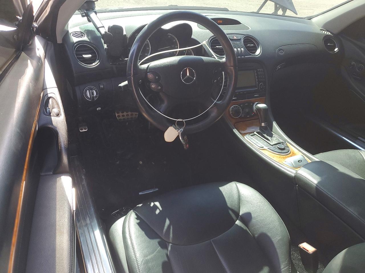 Mercedes-Benz S-Class 550