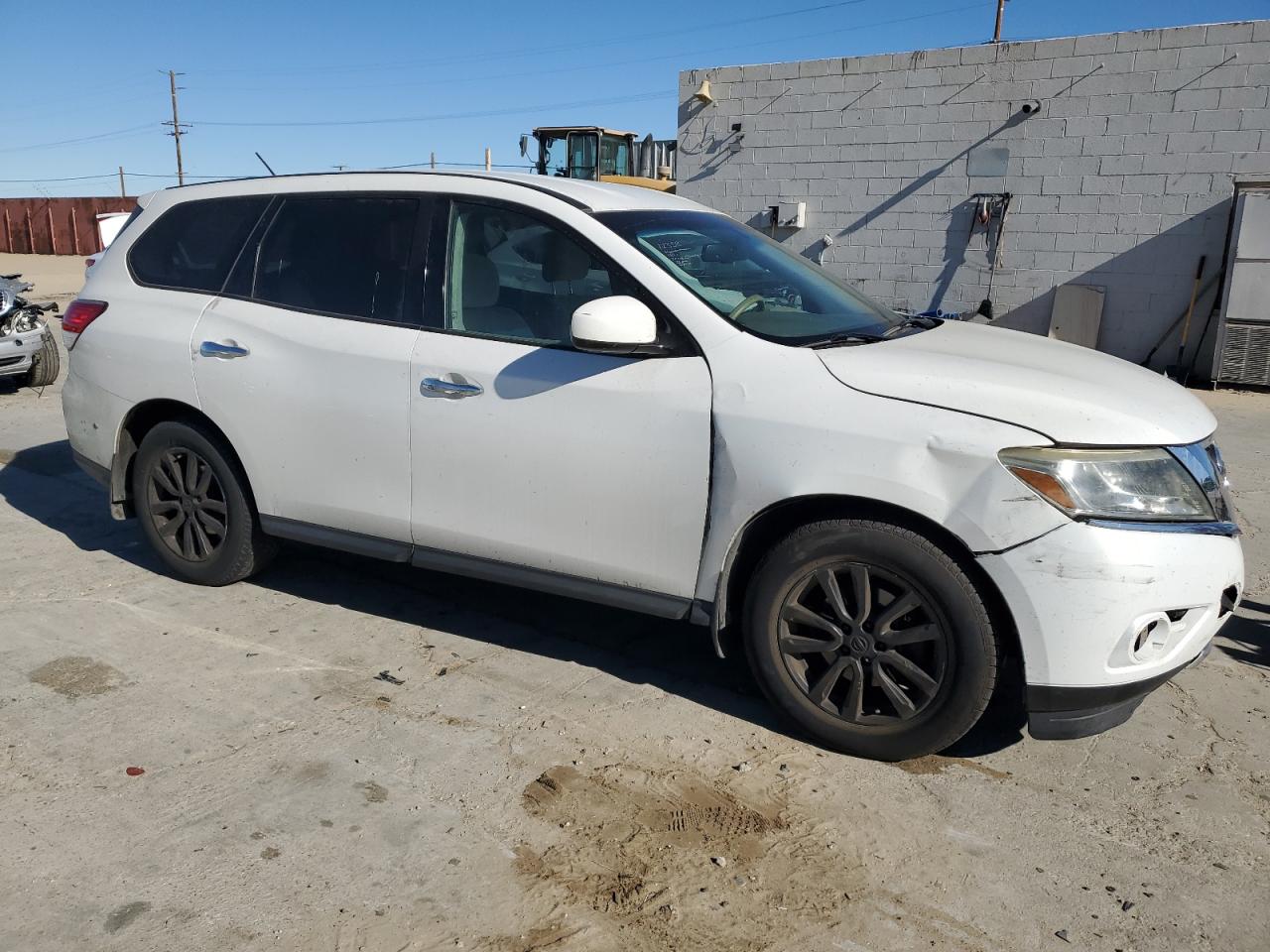 Nissan Pathfinder S