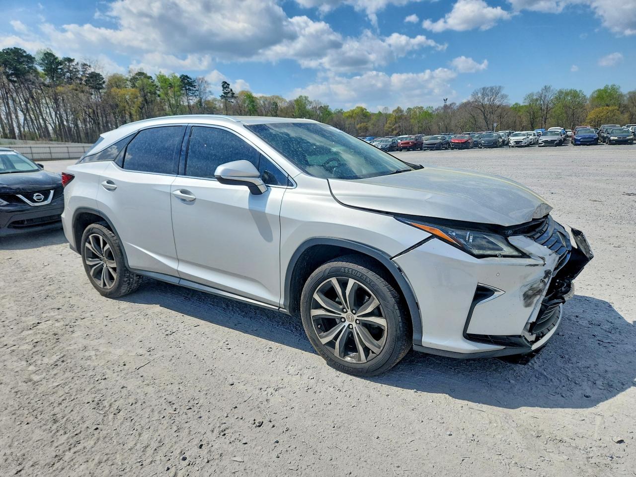 Lexus RX Base