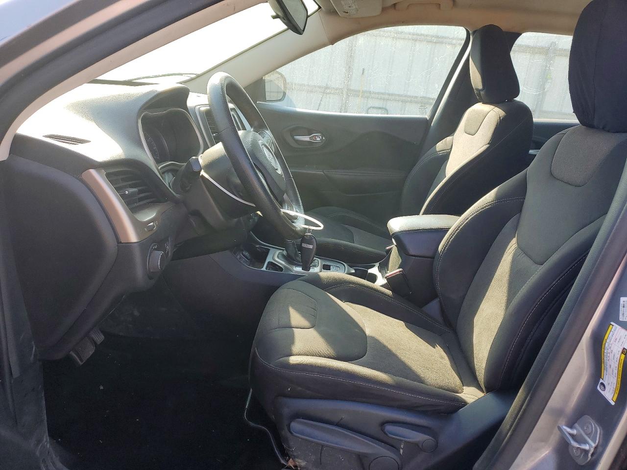 Jeep Cherokee Sport