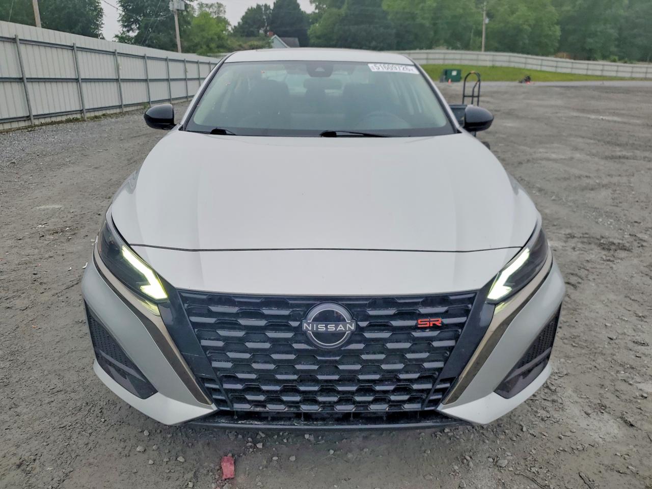 Nissan Altima Sr