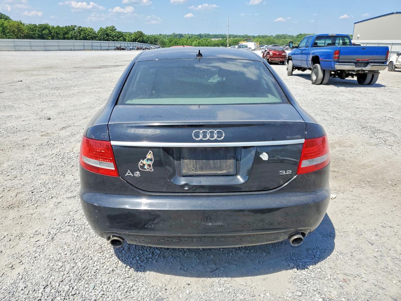Audi A6 3.2