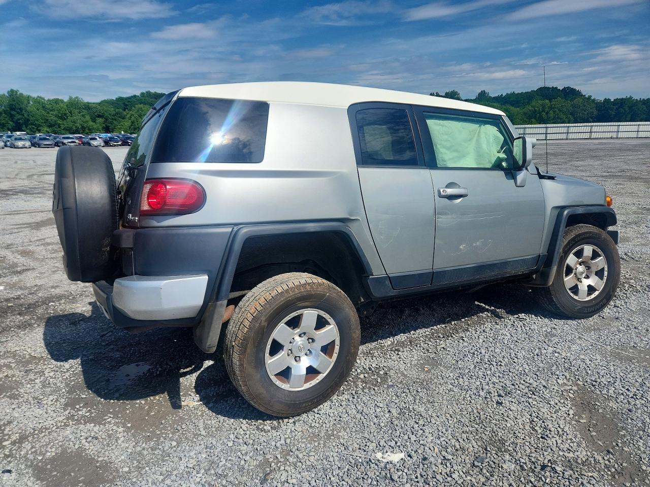 Toyota FJ Cruiser Base