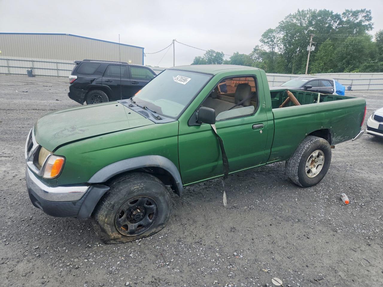 Salvage Nissan Frontier Image