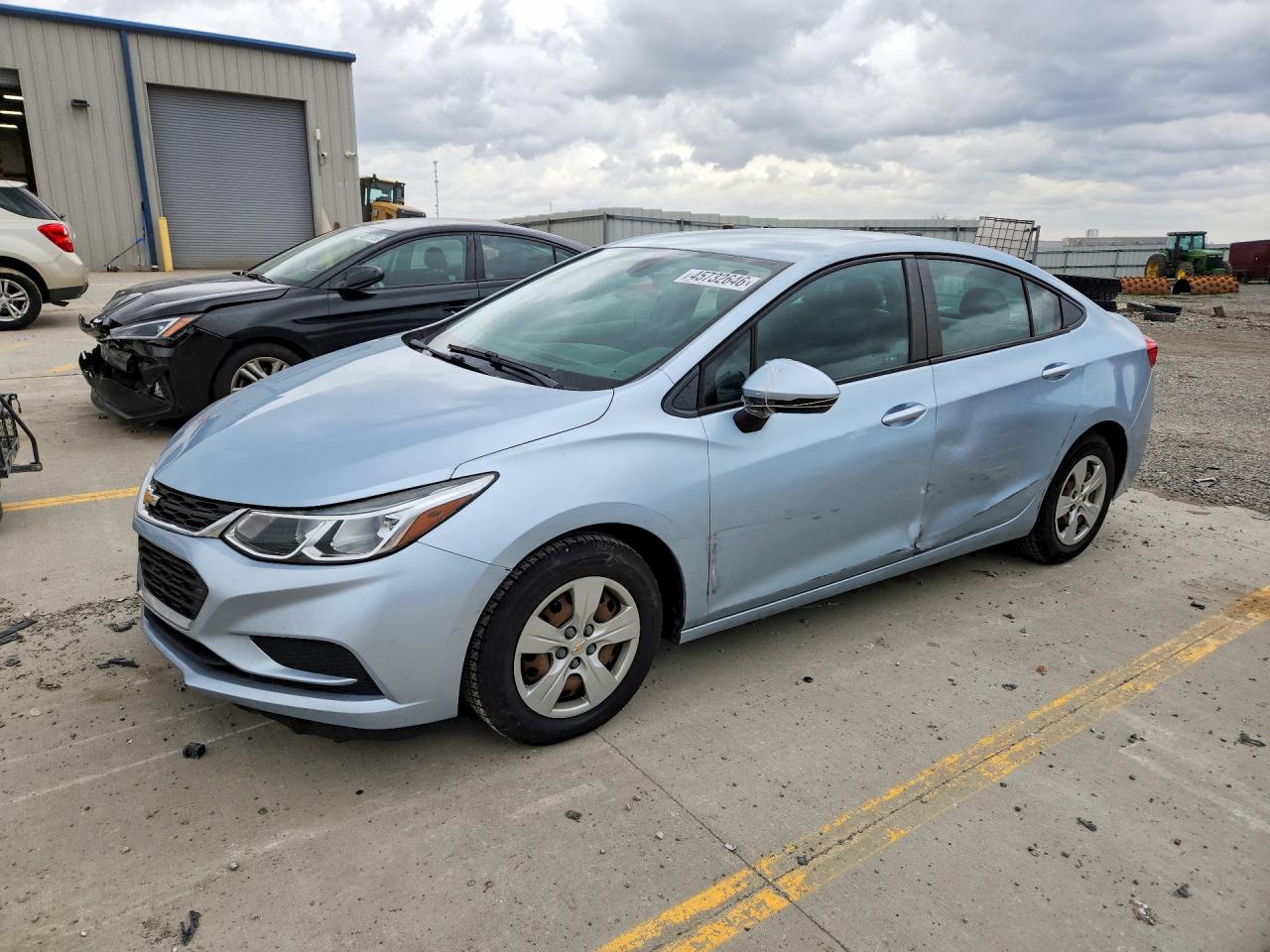 Salvage Chevrolet Cruze Image