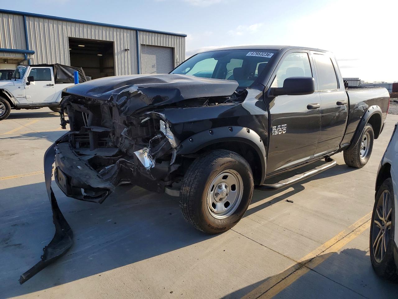 Salvage Ram 1500 Image