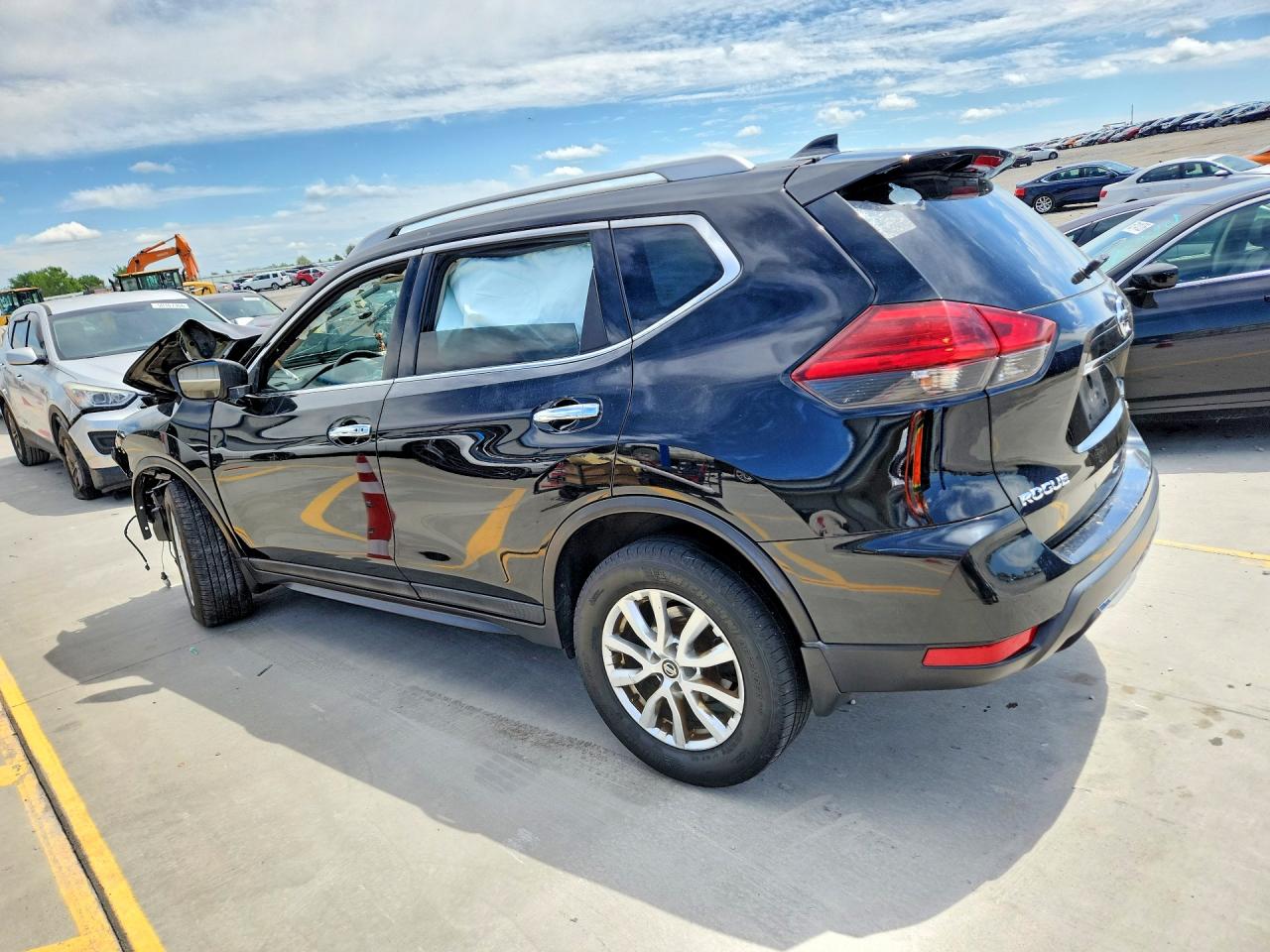 Nissan Rogue S
