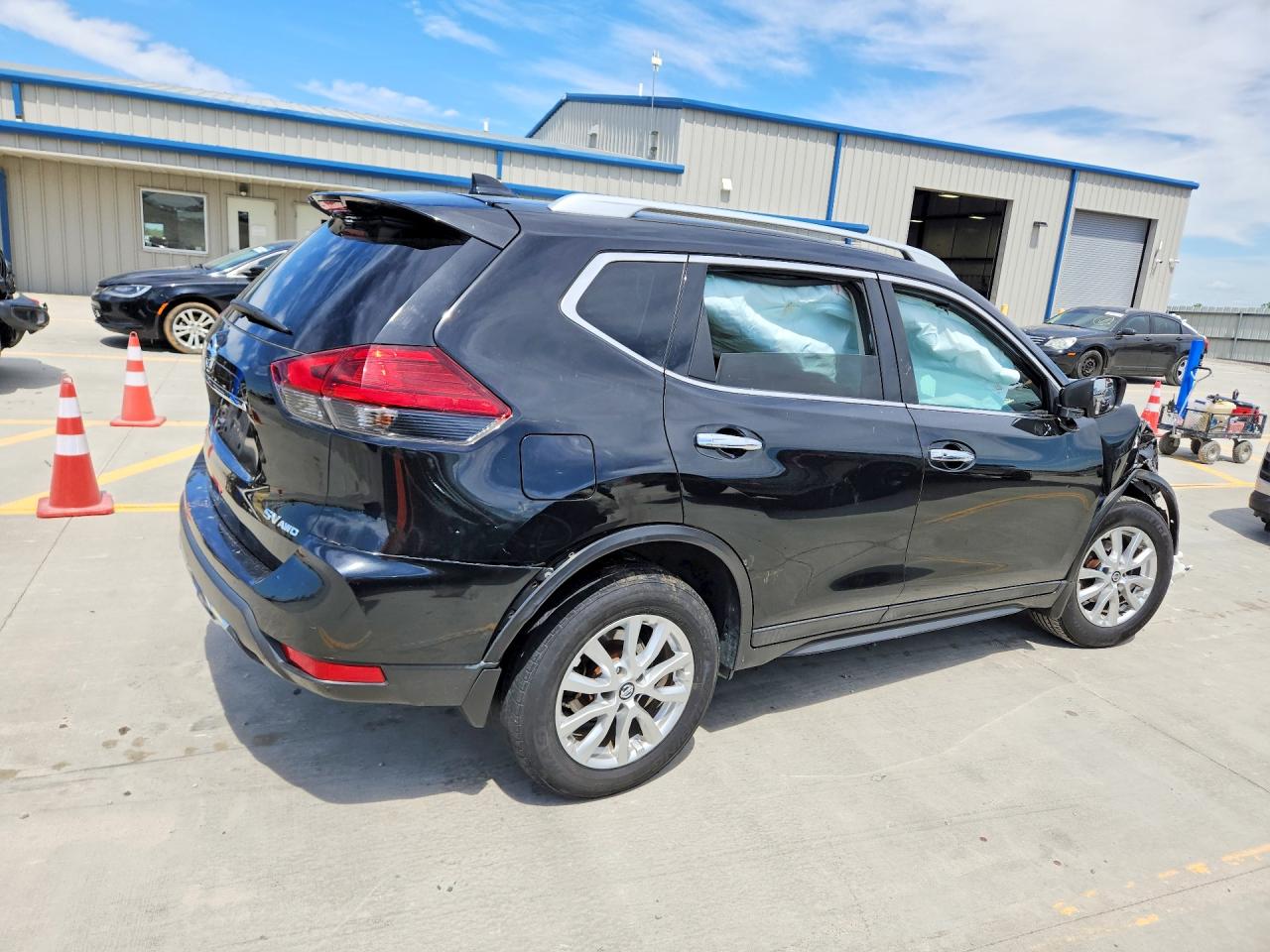 Nissan Rogue S