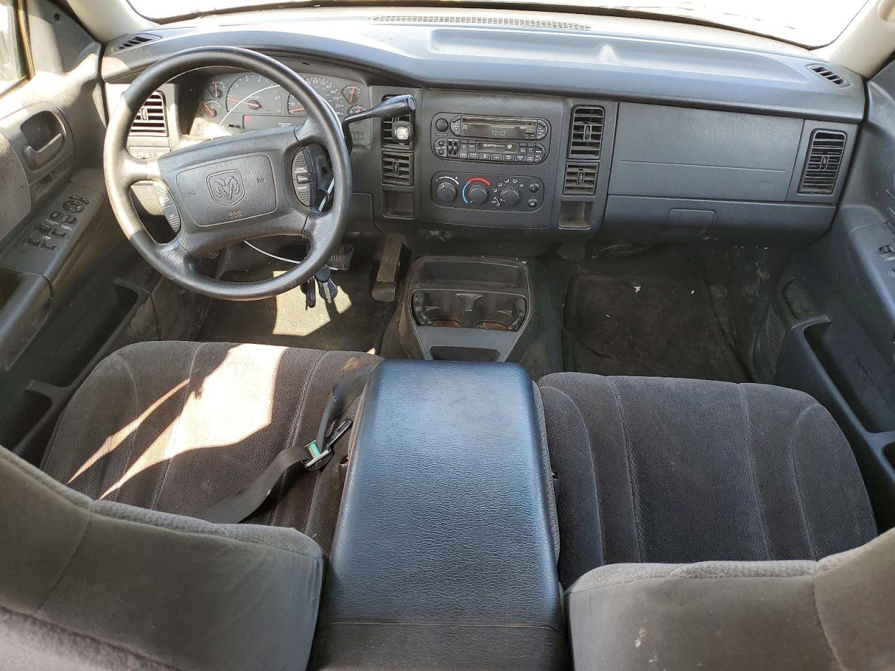 Dodge Dakota Quad Slt
