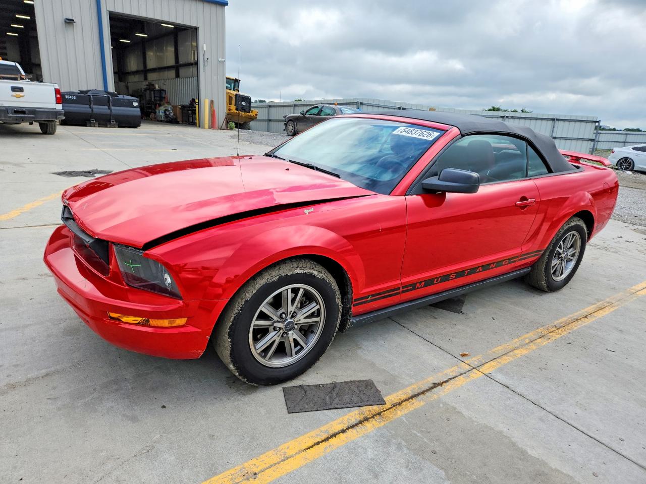 Salvage Ford Mustang Image