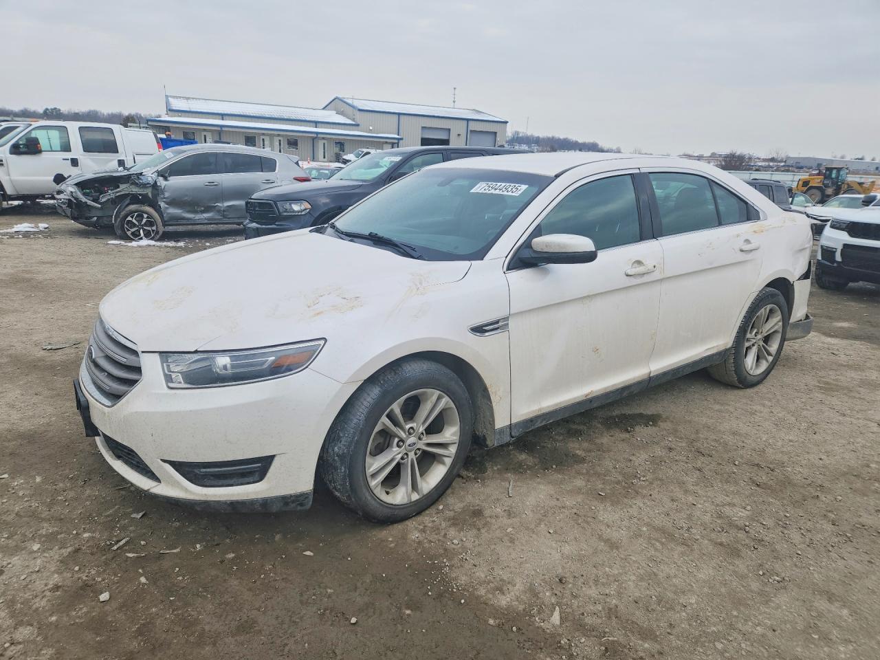 Salvage Ford Taurus Image