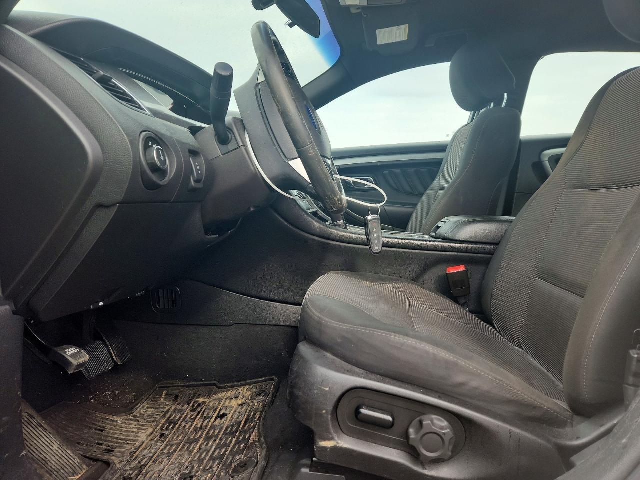 Ford Taurus Sel