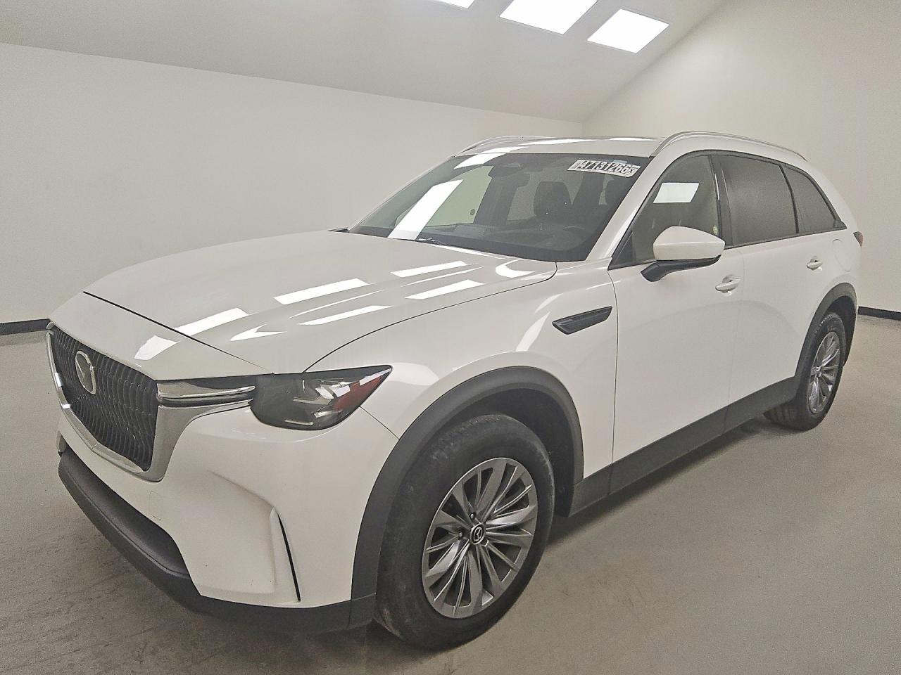 Salvage Mazda Cx Image