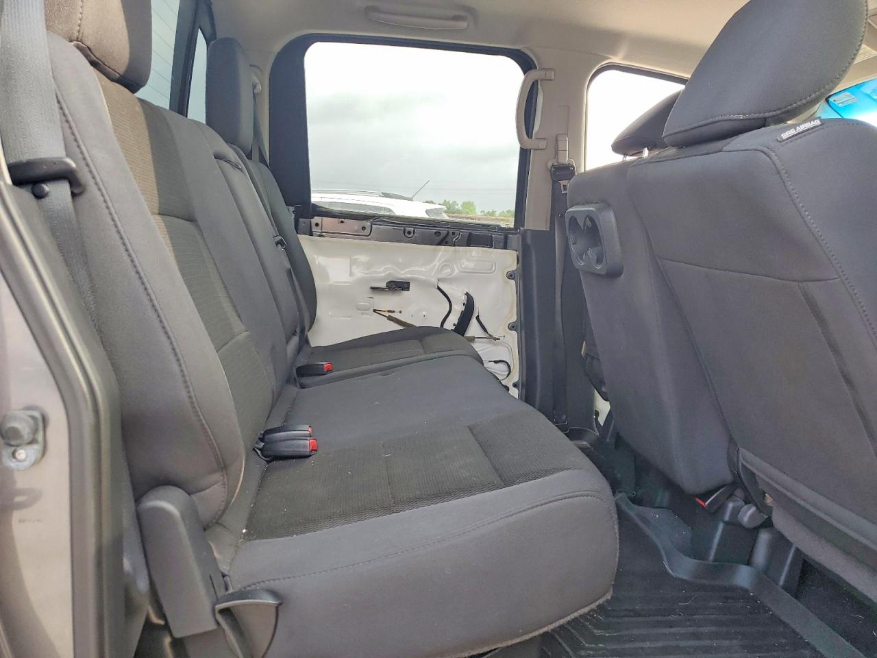 Nissan Titan S