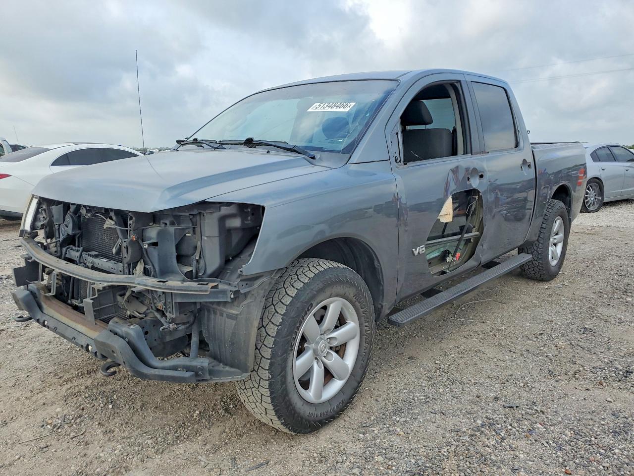 Salvage Nissan Titan Image