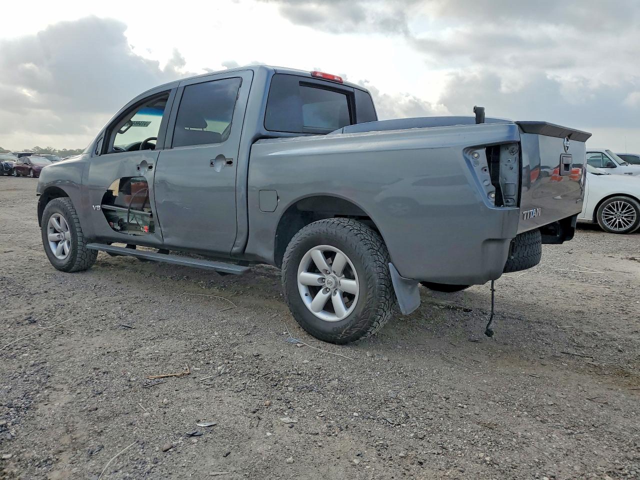 Nissan Titan S