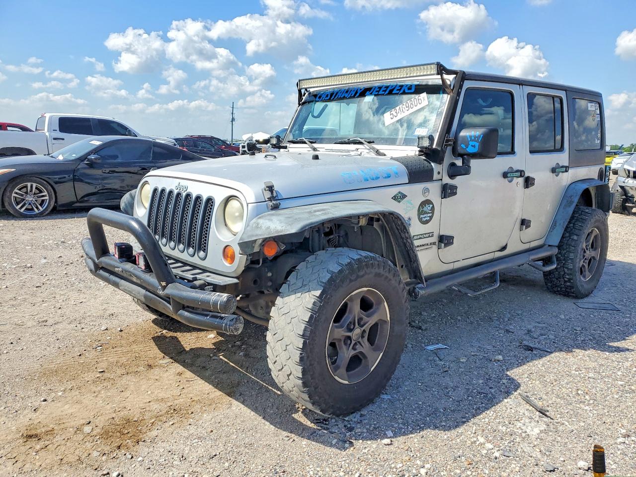 Salvage Jeep Wrangler Image