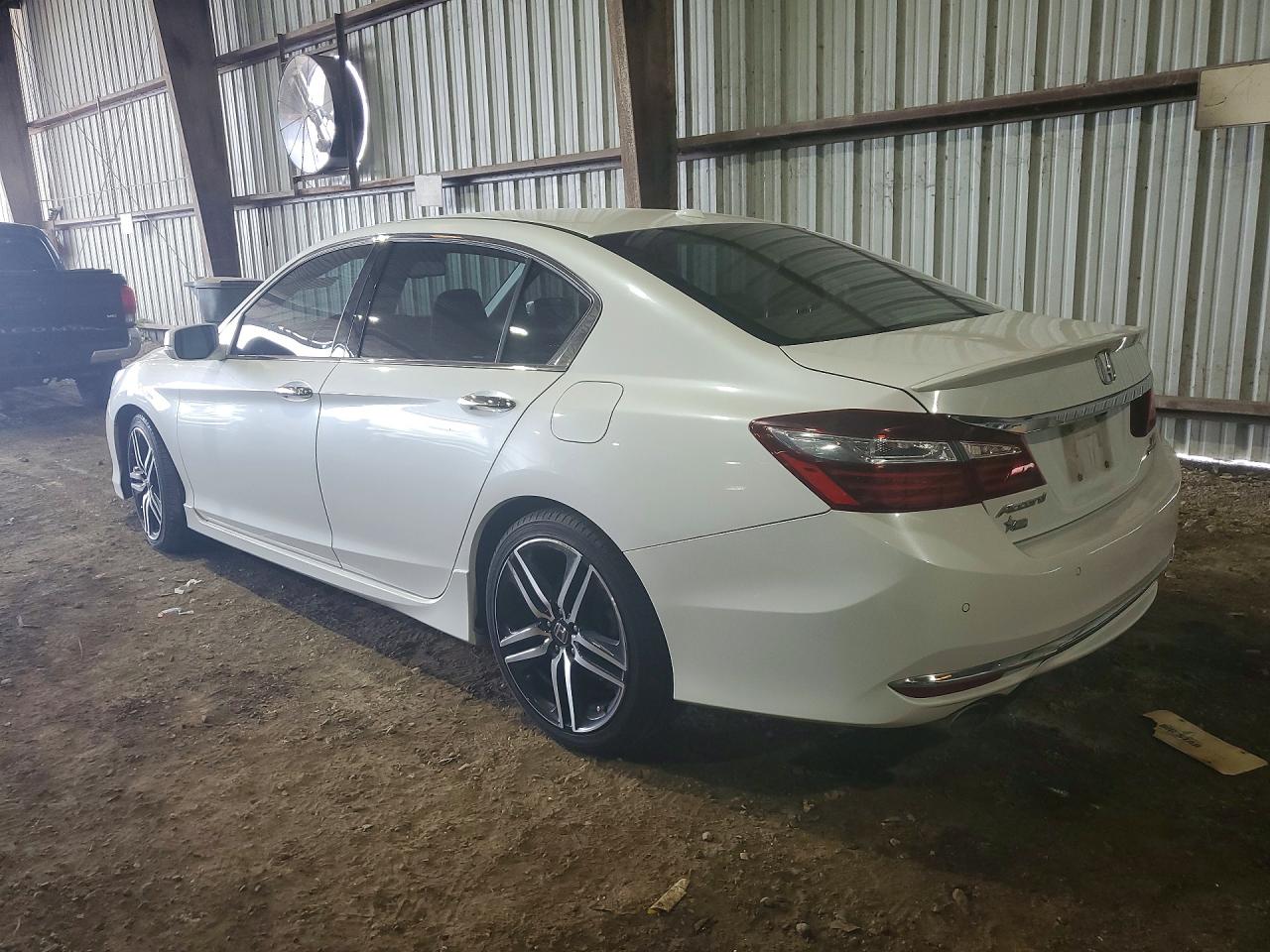 Honda Accord Touring