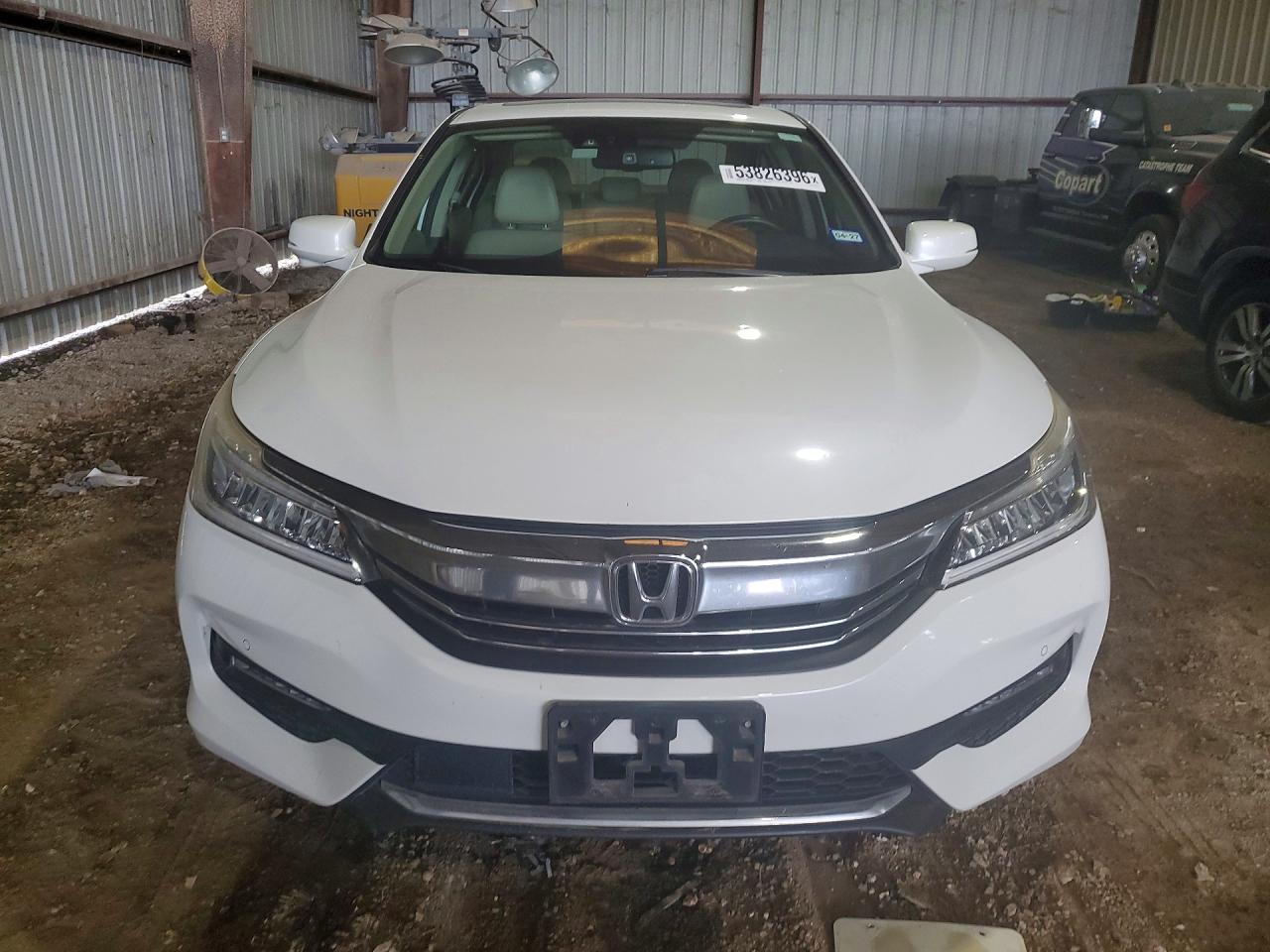 Honda Accord Touring