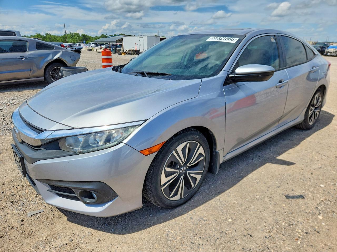 Salvage Honda Civic Image