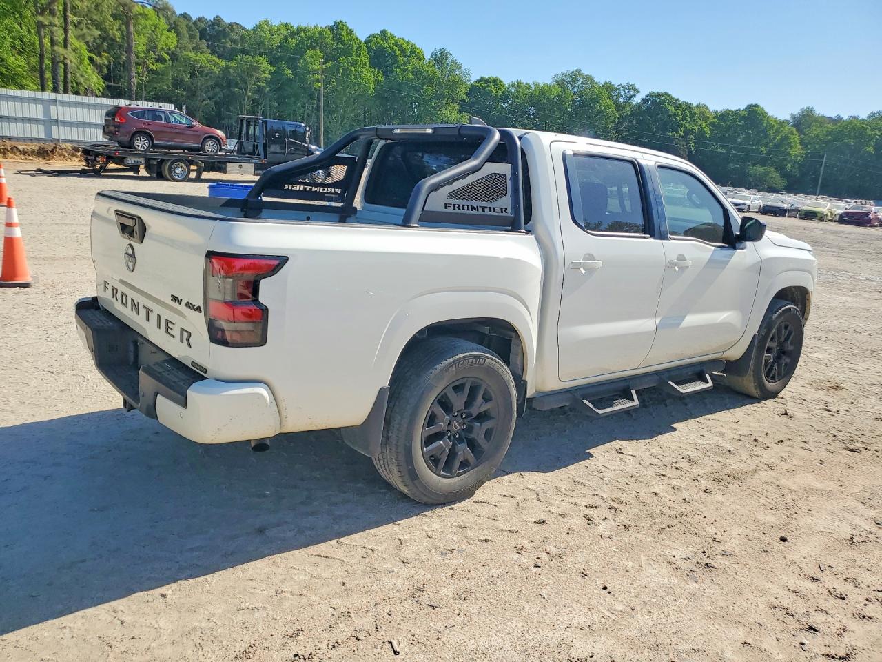 Nissan Frontier Sv