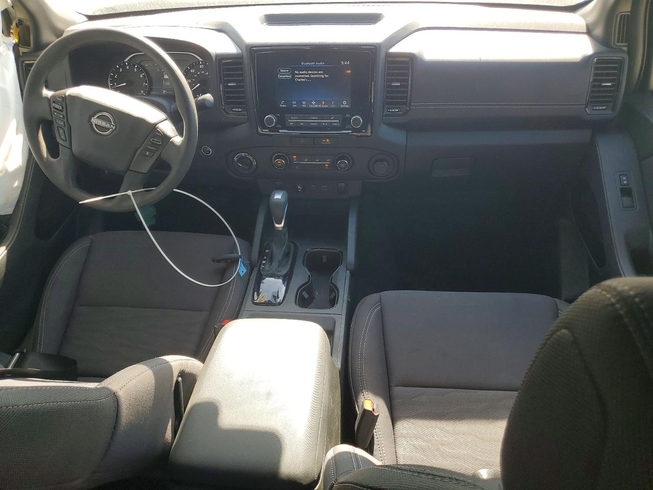 Nissan Frontier Sv