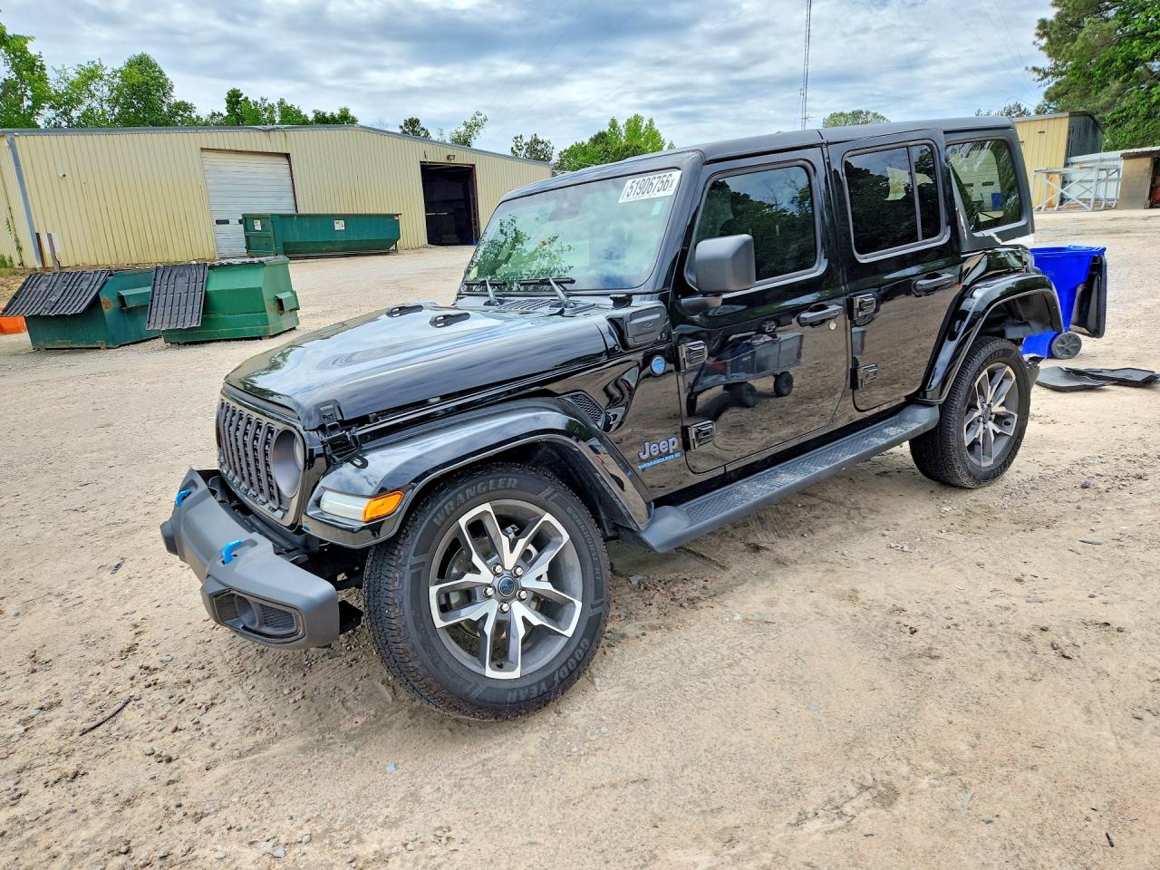 Salvage Jeep Wrangler Image