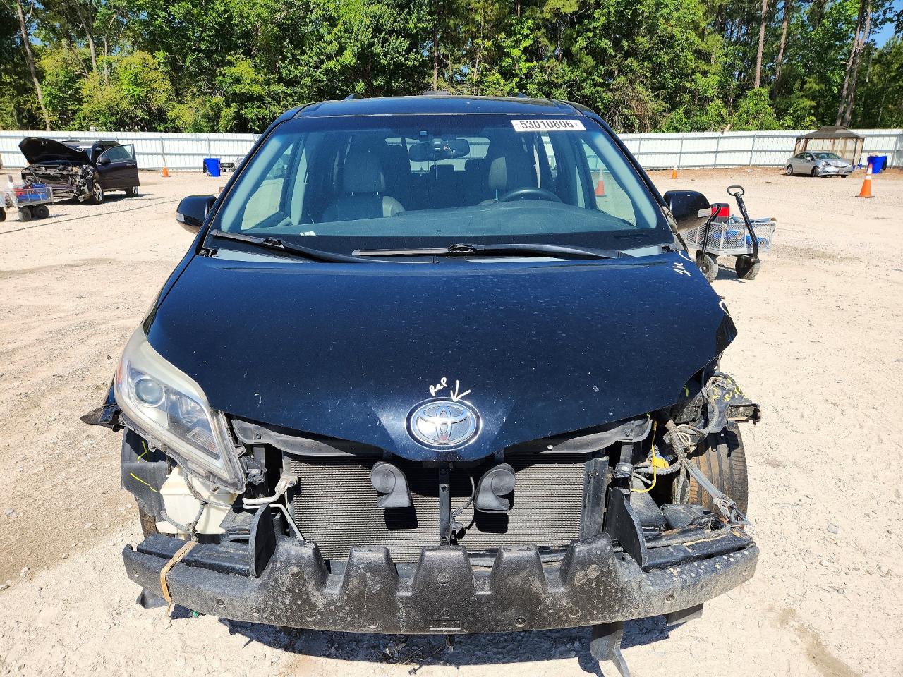 Toyota Sienna Limited Premium 7-passenger