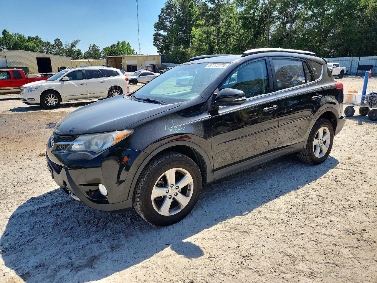 Salvage Toyota RAV4 Image