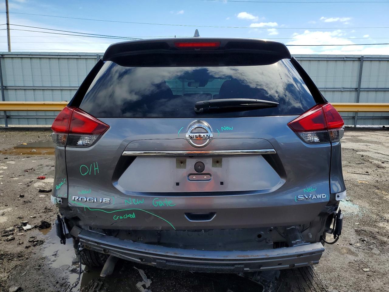 Nissan Rogue Sv