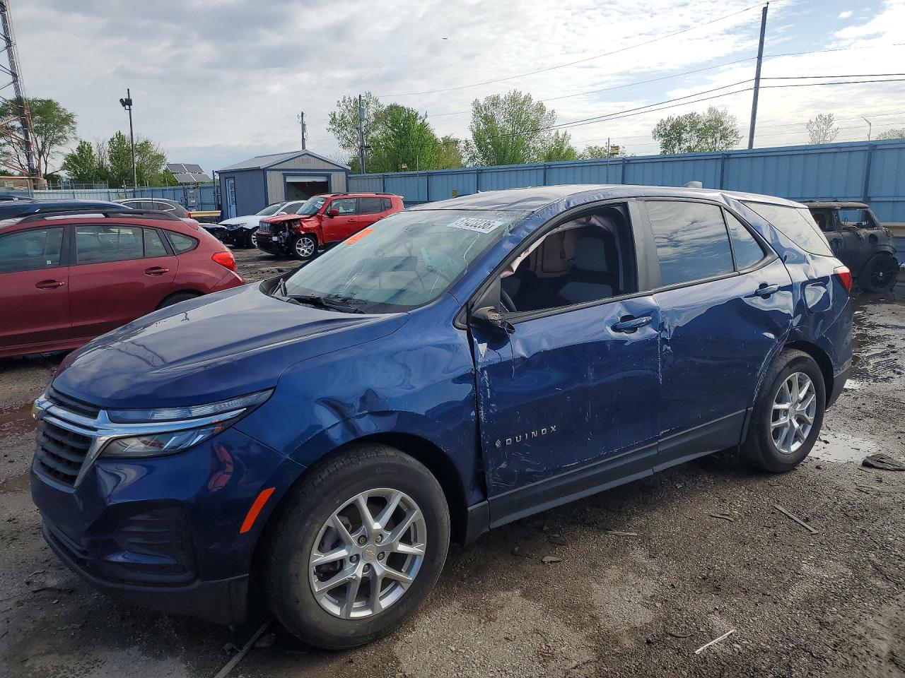 Salvage Chevrolet Equinox Image