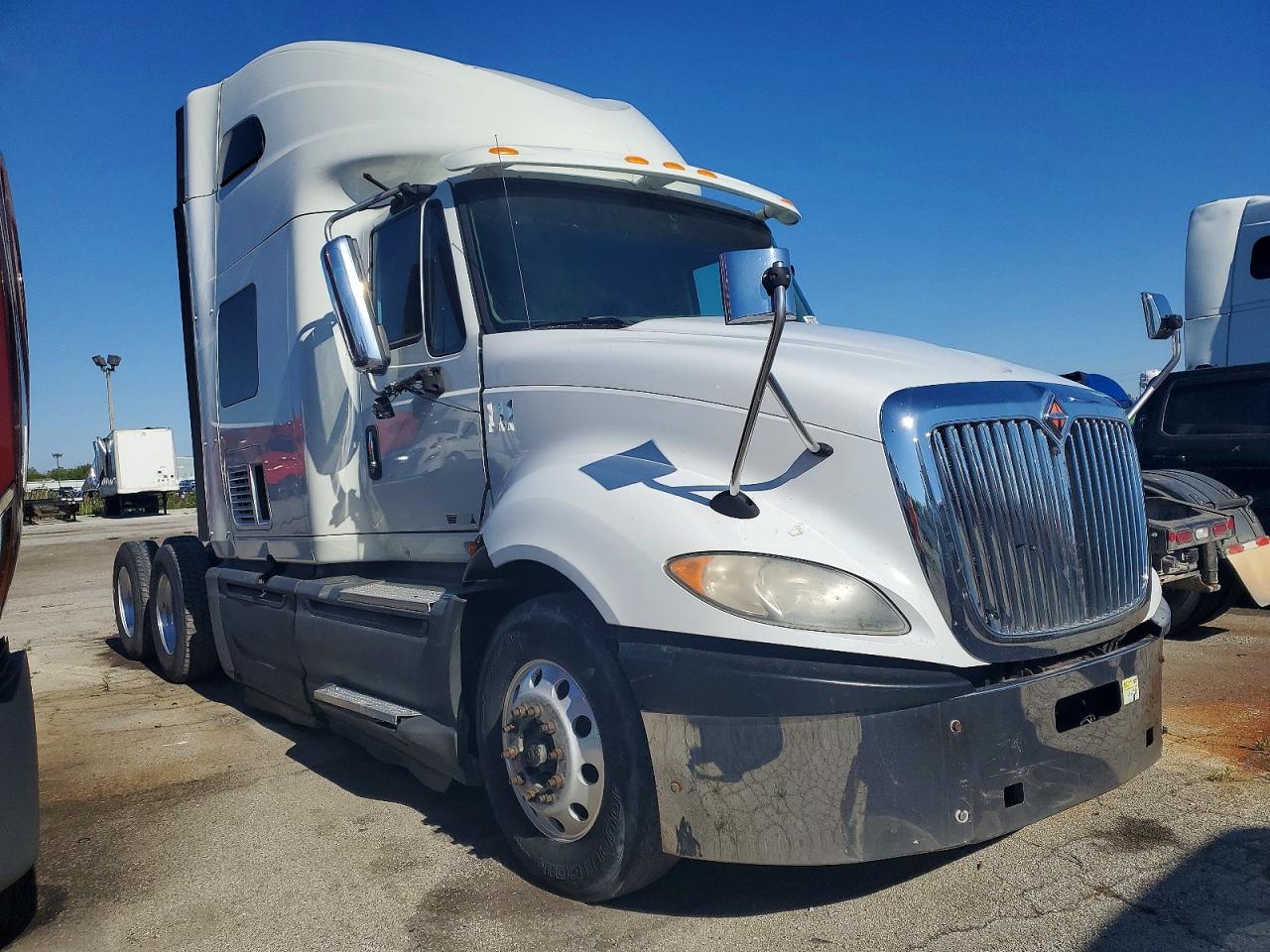 Salvage International Prostar Image