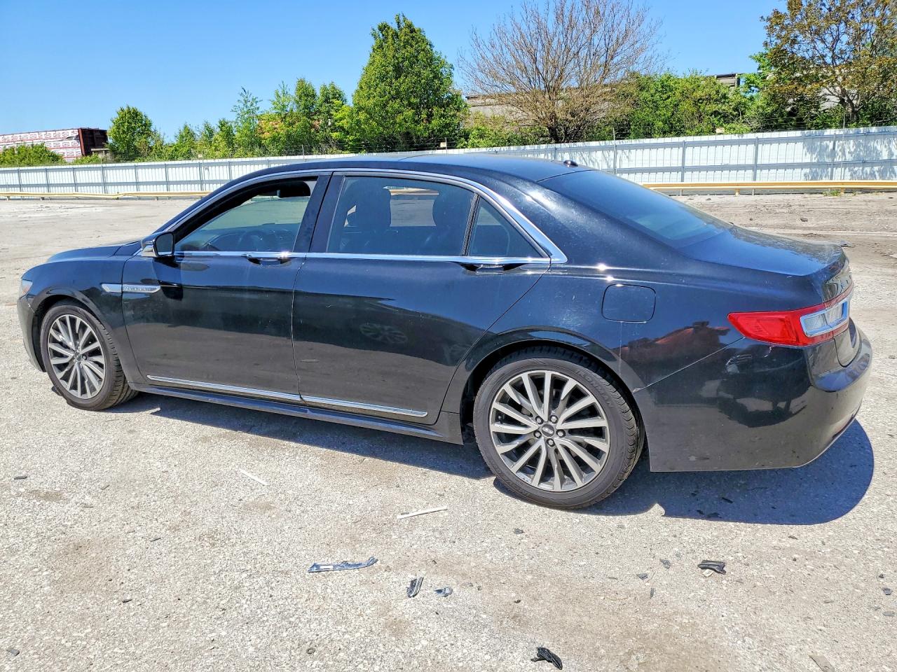 Lincoln Continental Select