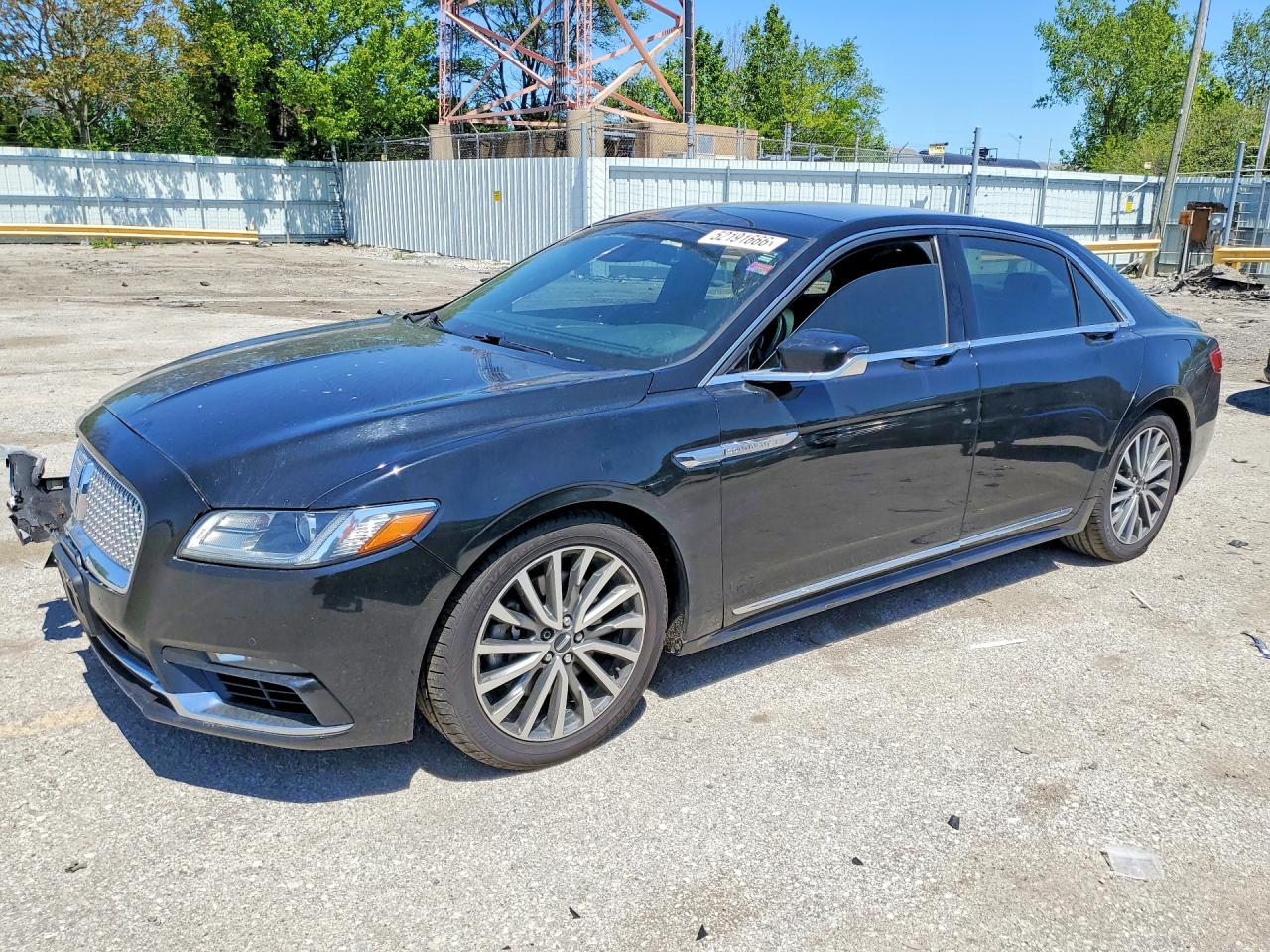 Salvage Lincoln Continental Image