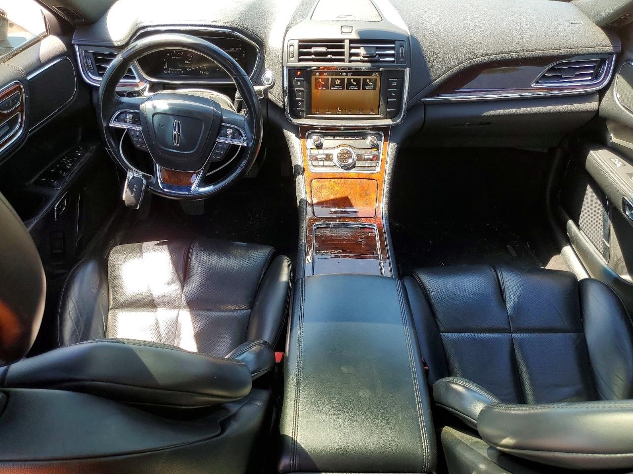 Lincoln Continental Select