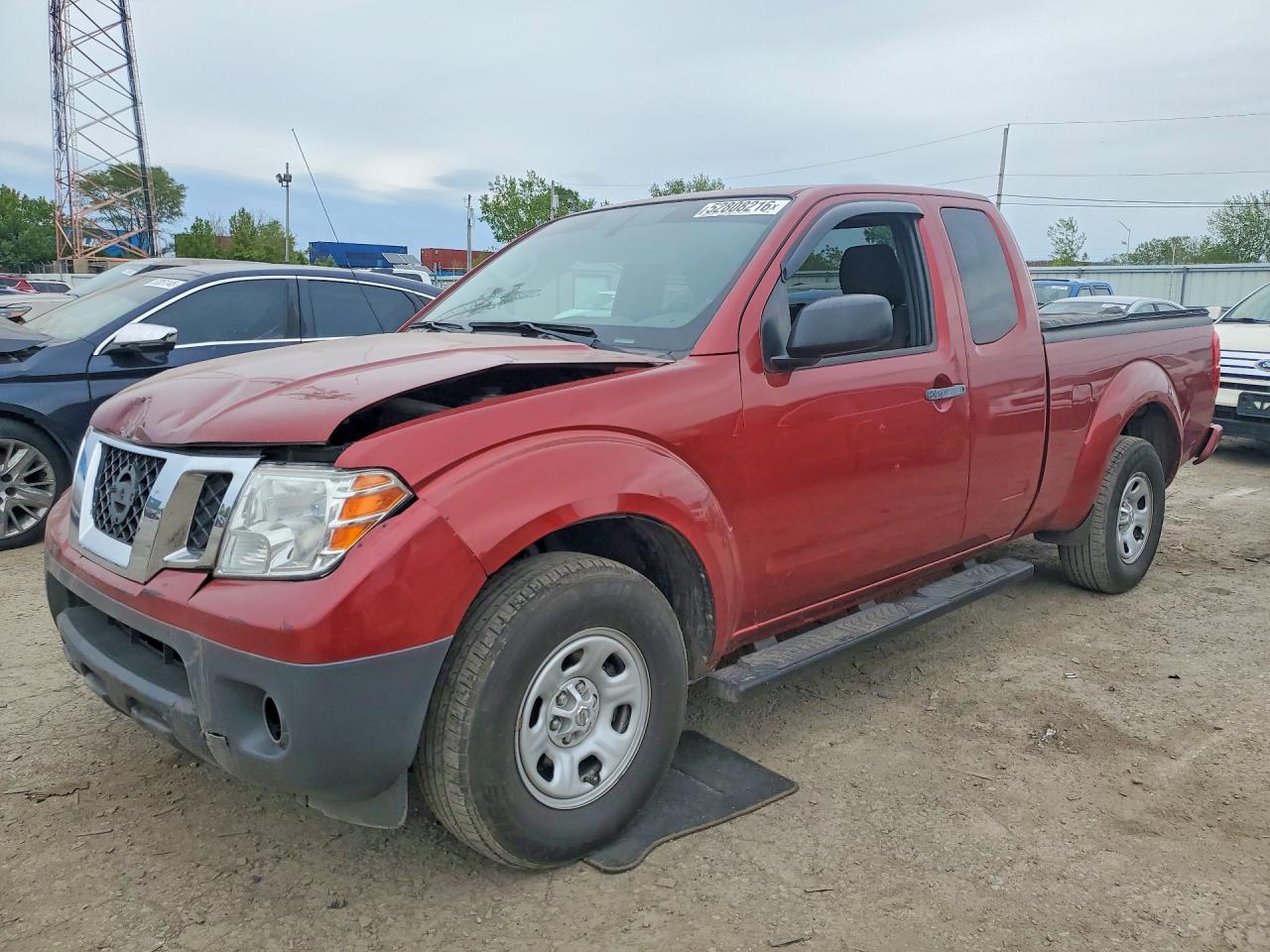 Salvage Nissan Frontier Image