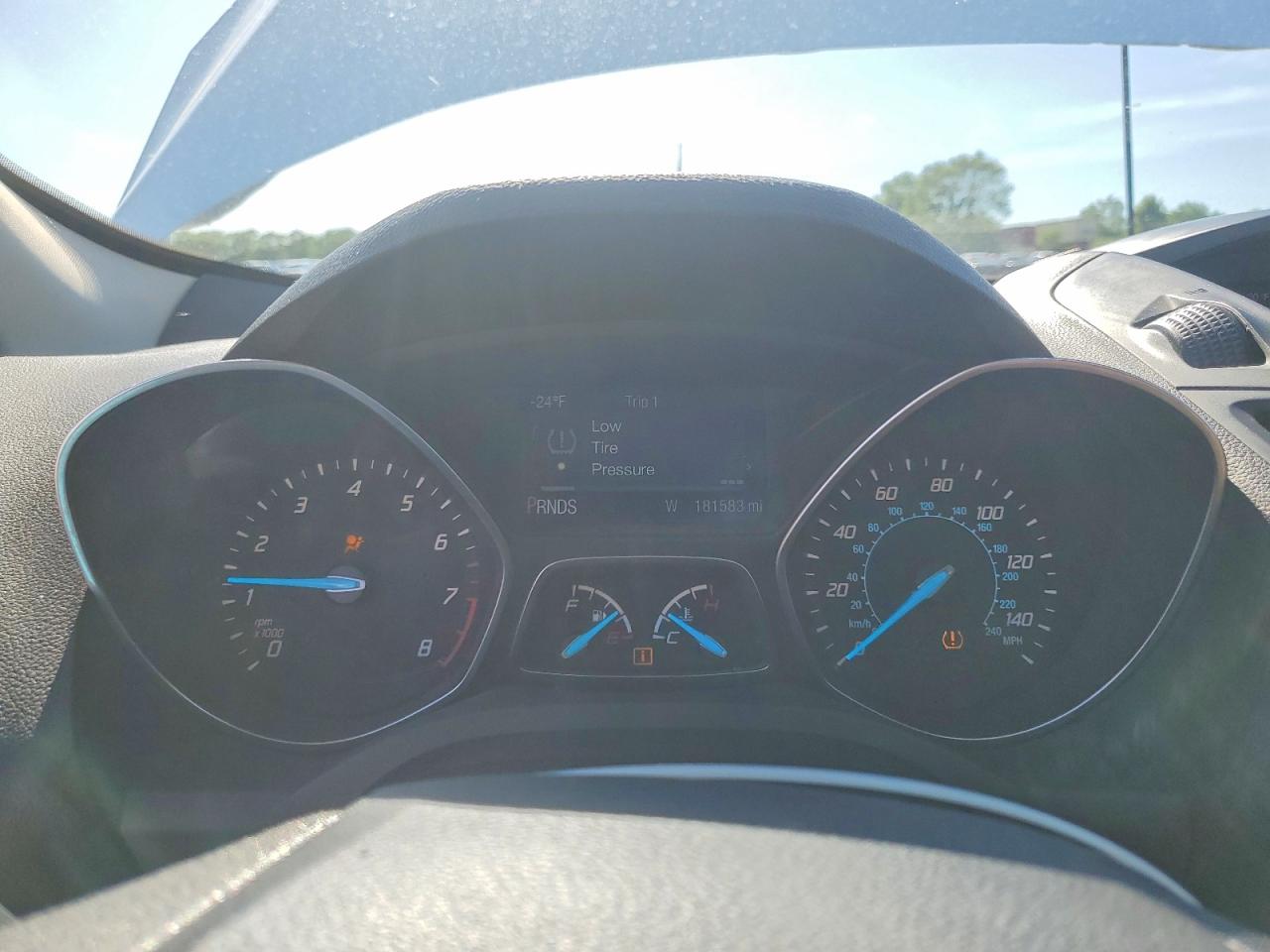 Ford Escape S