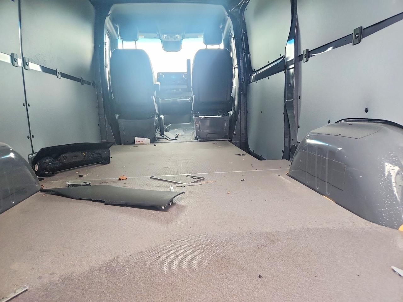 Mercedes-Benz Sprinter 2500
