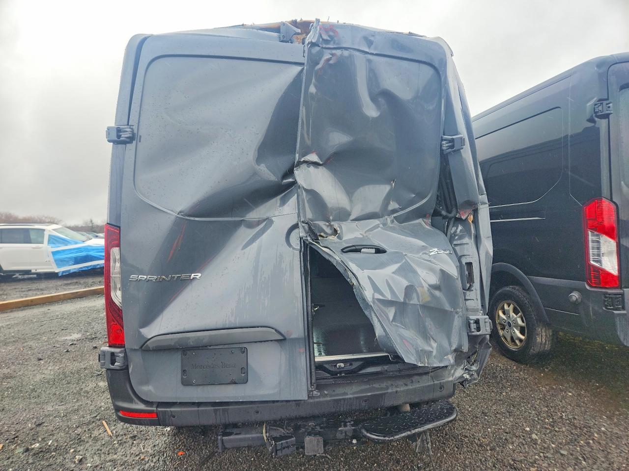 Mercedes-Benz Sprinter 2500