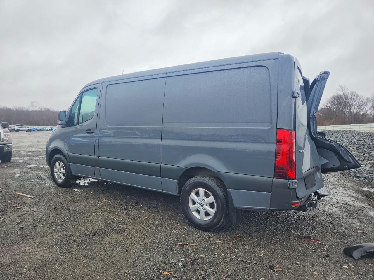 Mercedes-Benz Sprinter 2500