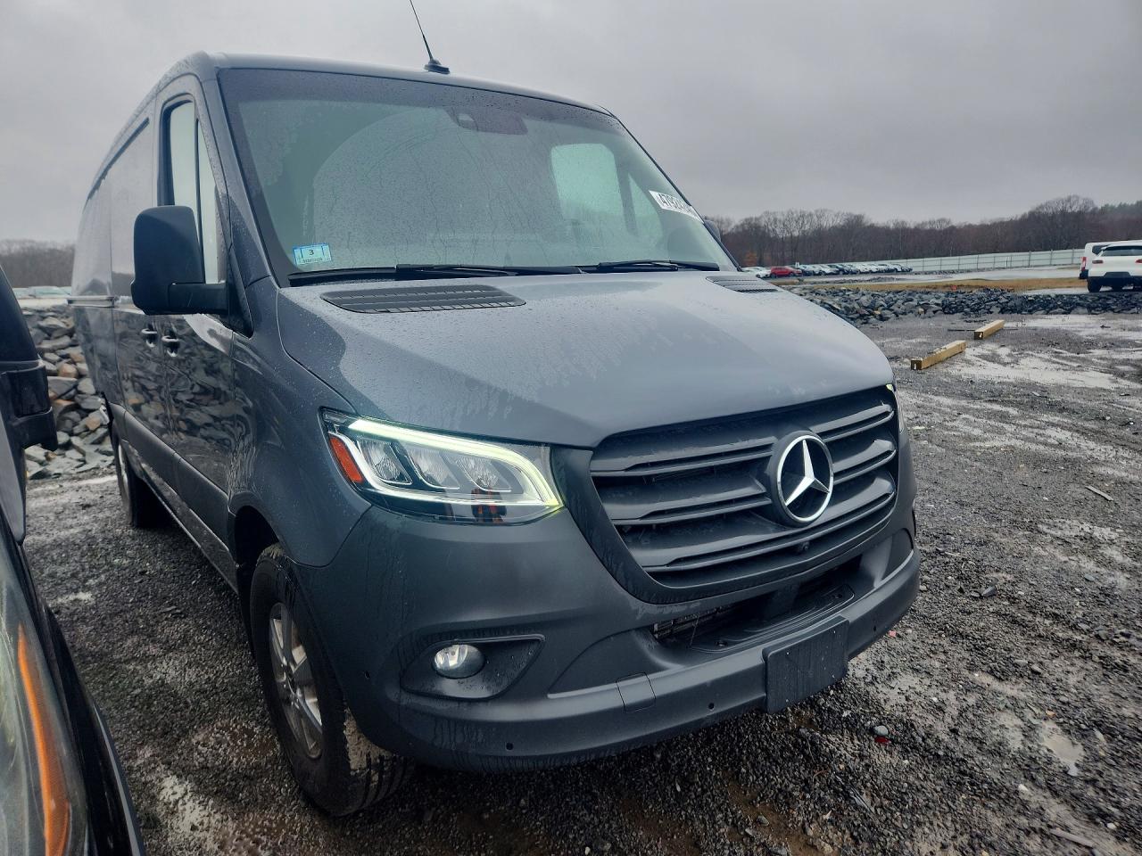 Mercedes-Benz Sprinter 2500