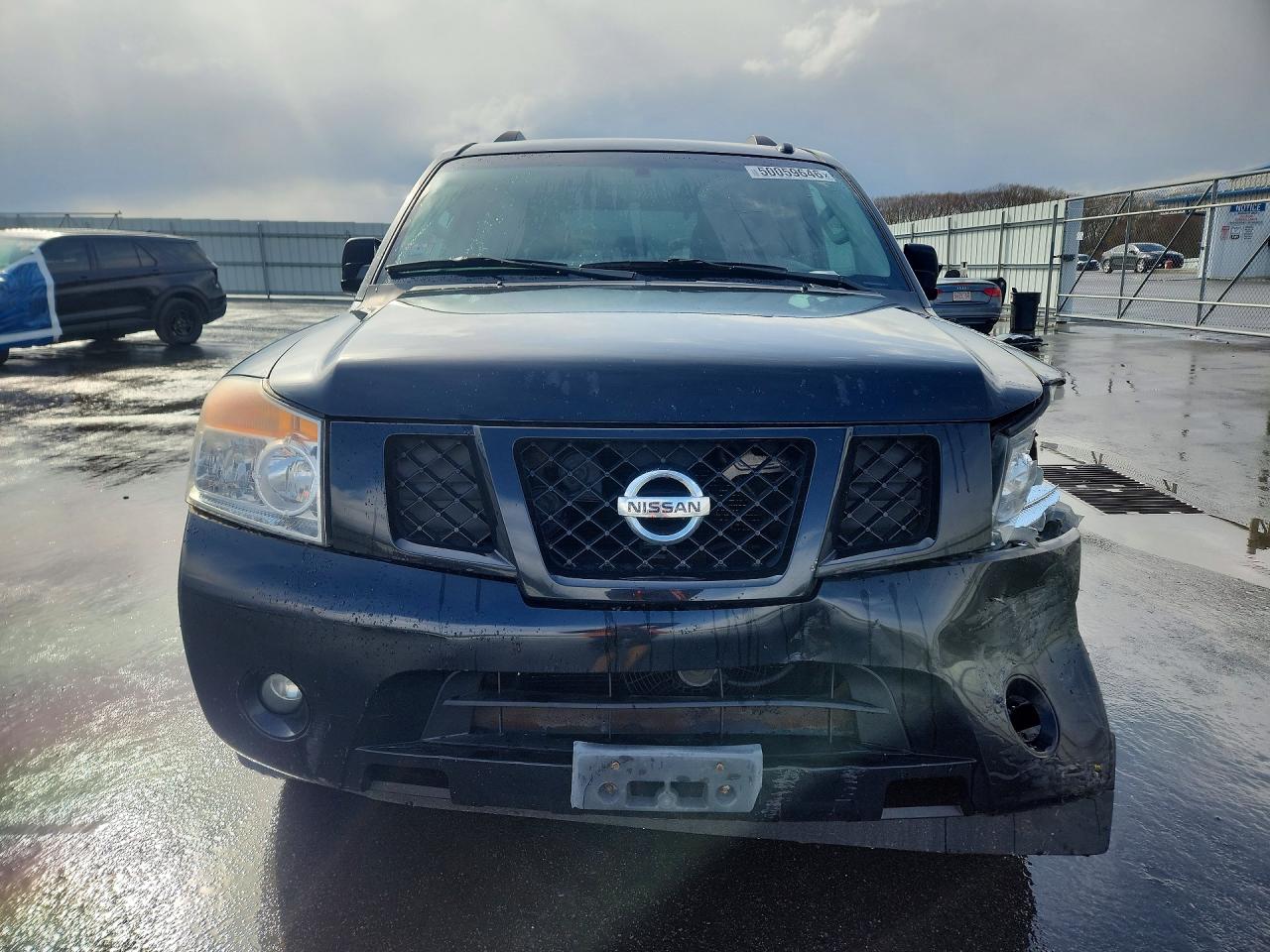 Nissan Armada Sv