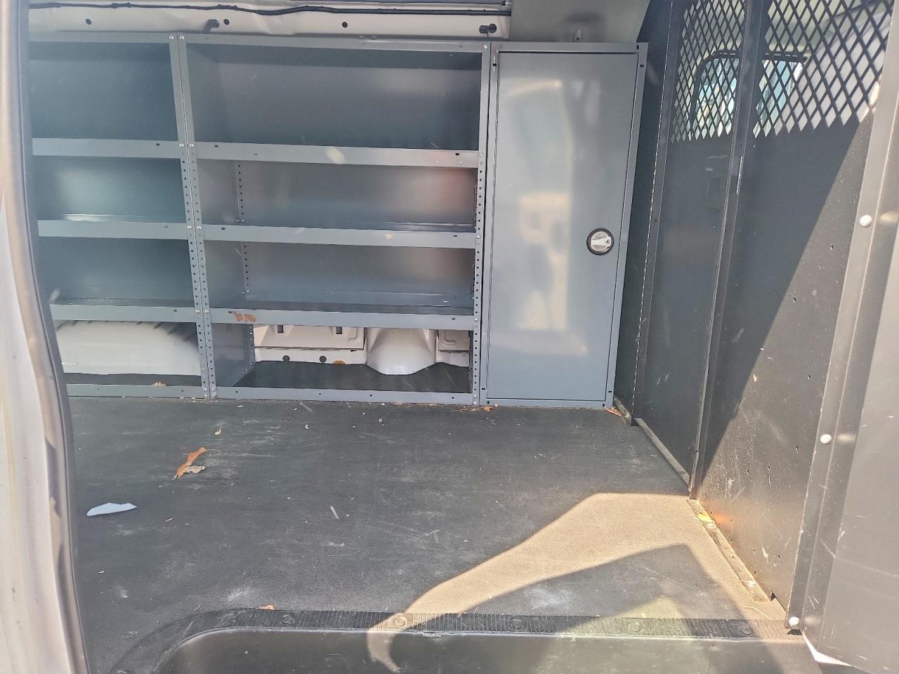 Ford Econoline E250 Van