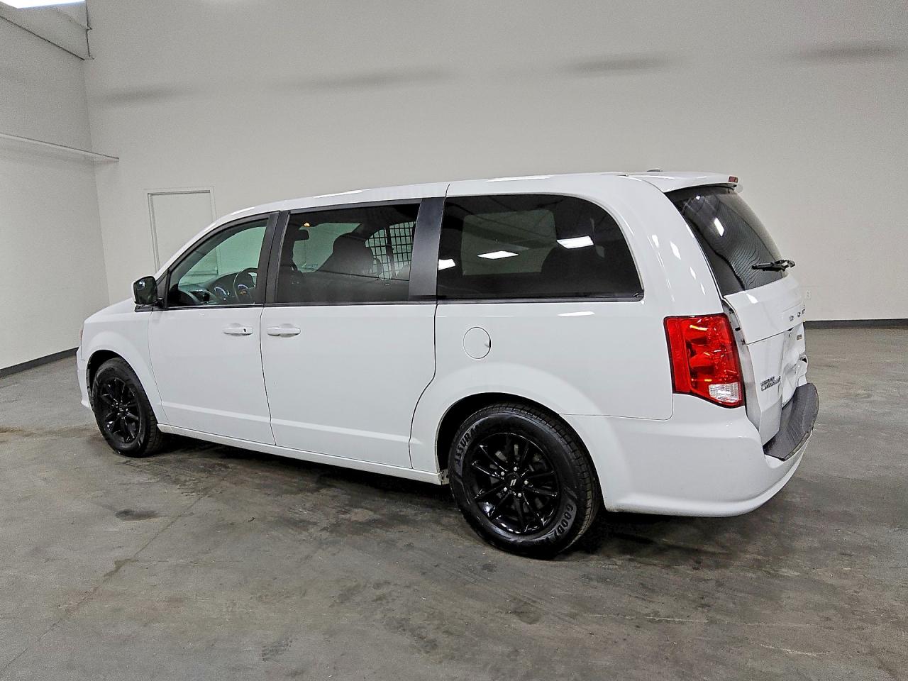 Dodge Caravan Se