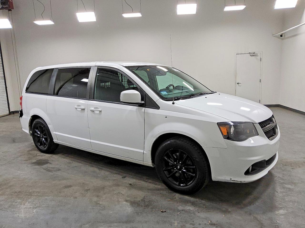 Dodge Caravan Se