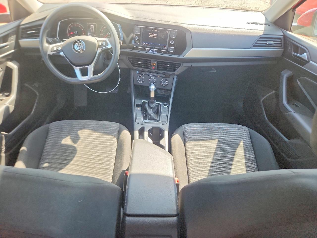 Volkswagen Jetta S
