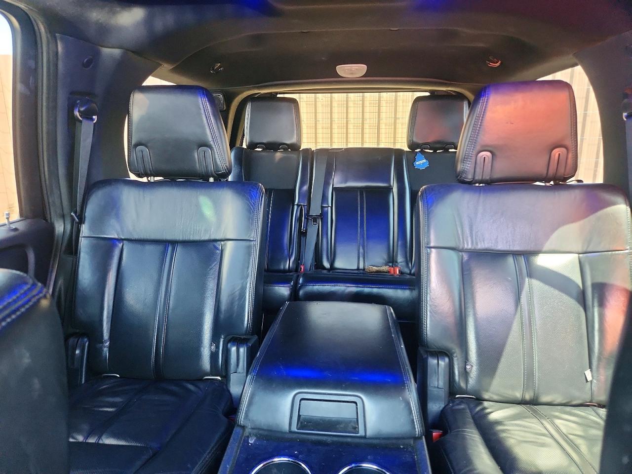 Lincoln Navigator Select