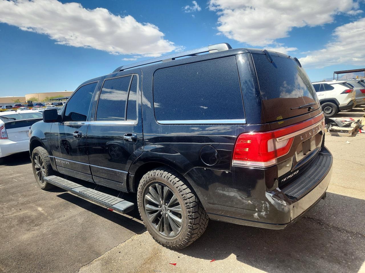 Lincoln Navigator Select